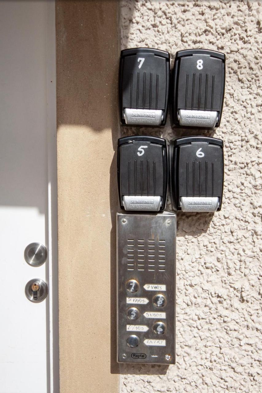 7 Varis Apartments فورس المظهر الخارجي الصورة